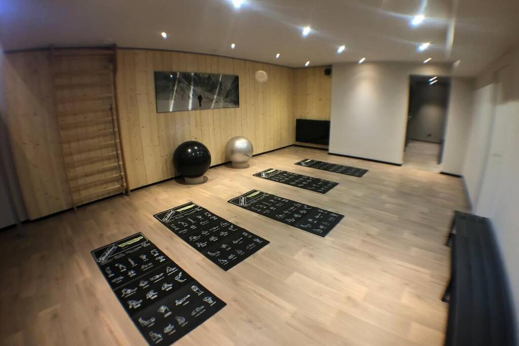 chic appart 6 pers dans résidence luxueuse La Cordee wellness gym piscine OUVERT et télétravail Chamonix Mont Blanc Exterior foto