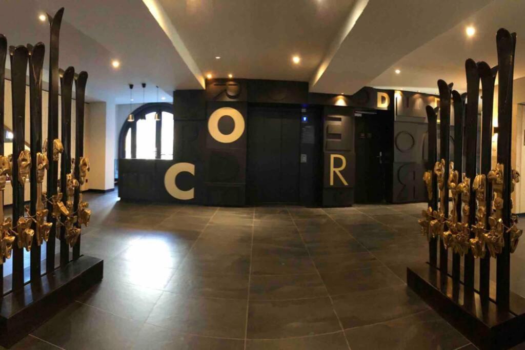 chic appart 6 pers dans résidence luxueuse La Cordee wellness gym piscine OUVERT et télétravail Chamonix Mont Blanc Exterior foto