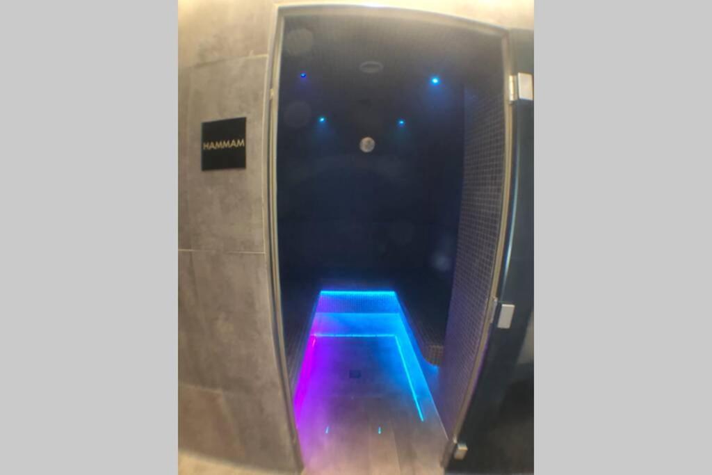 chic appart 6 pers dans résidence luxueuse La Cordee wellness gym piscine OUVERT et télétravail Chamonix Mont Blanc Exterior foto