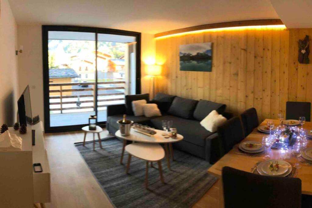 chic appart 6 pers dans résidence luxueuse La Cordee wellness gym piscine OUVERT et télétravail Chamonix Mont Blanc Exterior foto
