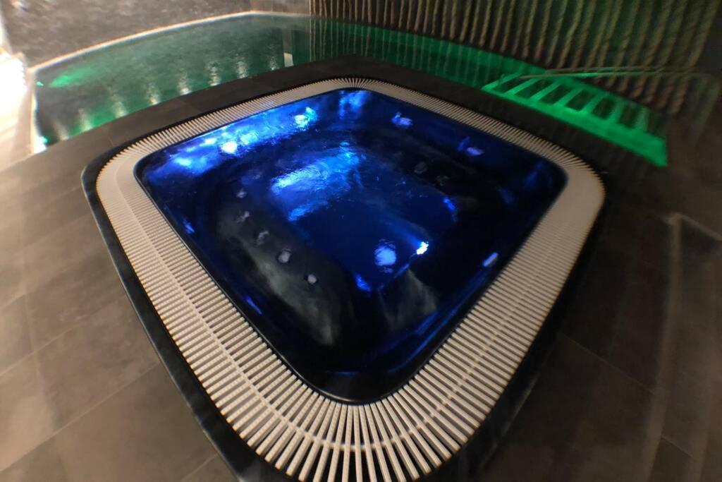 chic appart 6 pers dans résidence luxueuse La Cordee wellness gym piscine OUVERT et télétravail Chamonix Mont Blanc Exterior foto